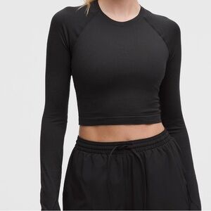 NWOT Lululemon Swiftly Tech black long sleeve crop top; size 4